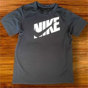 Nike Black Short Sleeve Tee with Iconic Swoosh